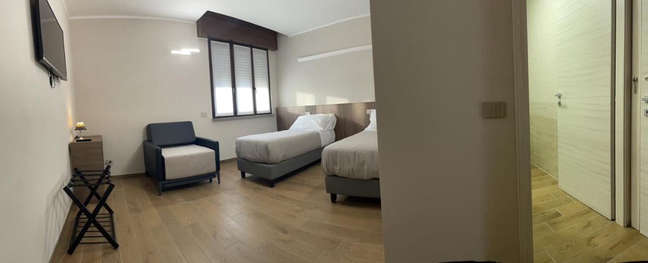 Villoresi Rooms Castano Primo Exteriör bild