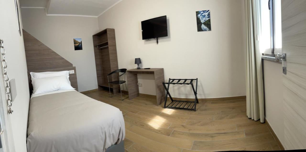 Villoresi Rooms Castano Primo Exteriör bild